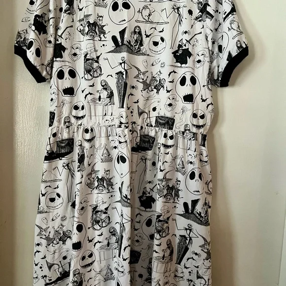 Disney Nightmare Before Christmas Black and White Graphic Dress - Picture 3 of 6